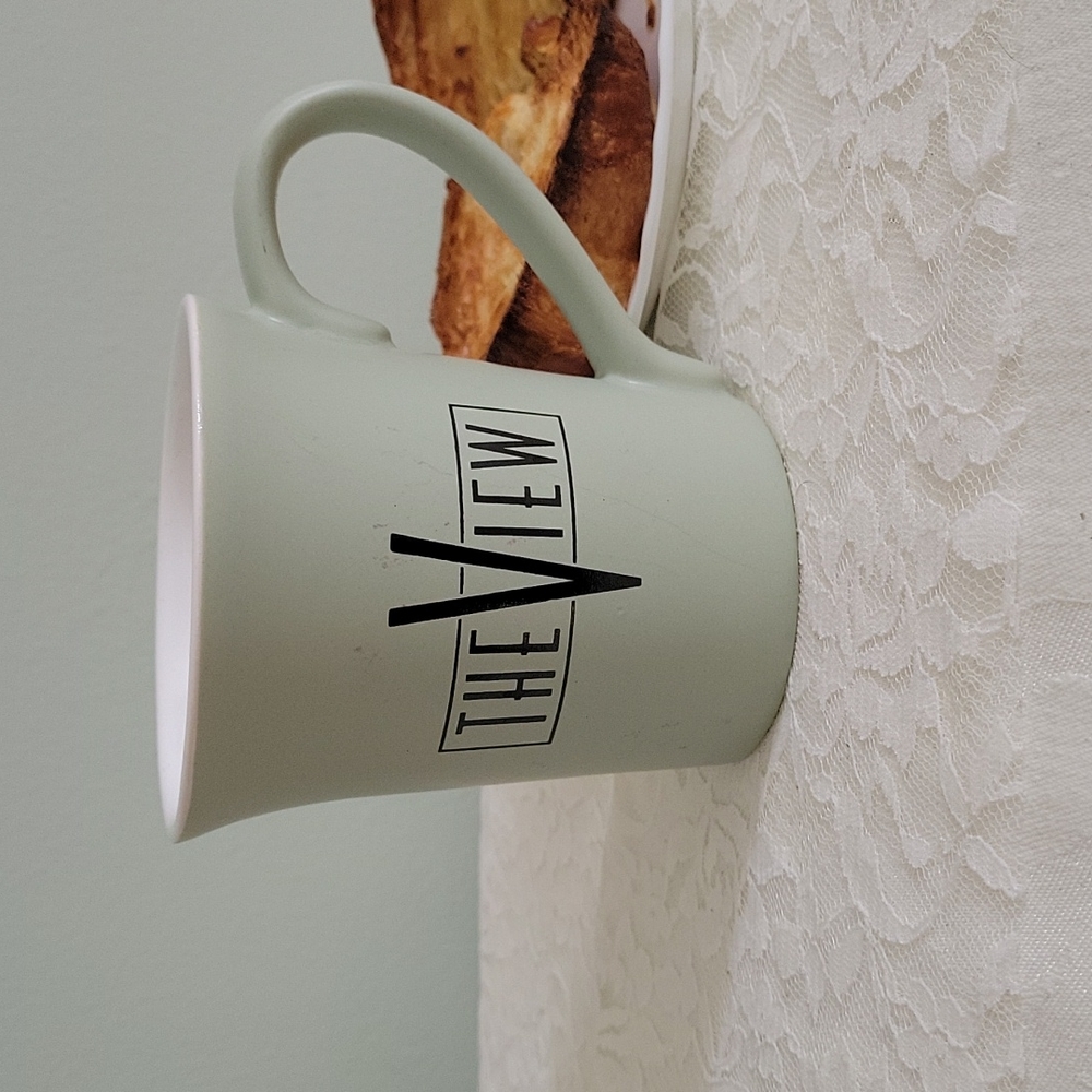 OG " The View" green coffee mug